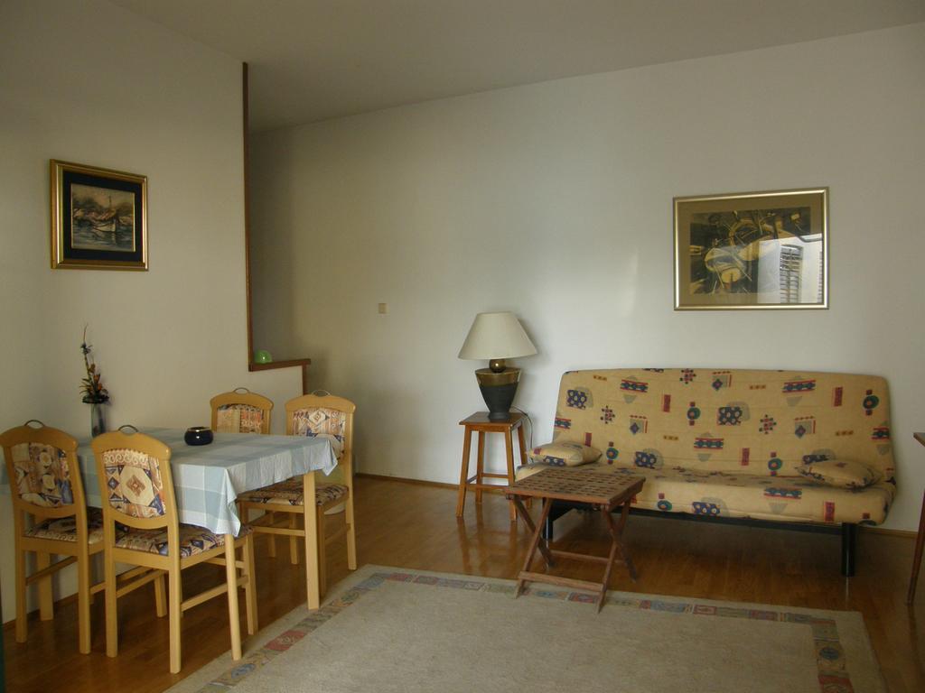 Marina Apartment Crikvenica Luaran gambar